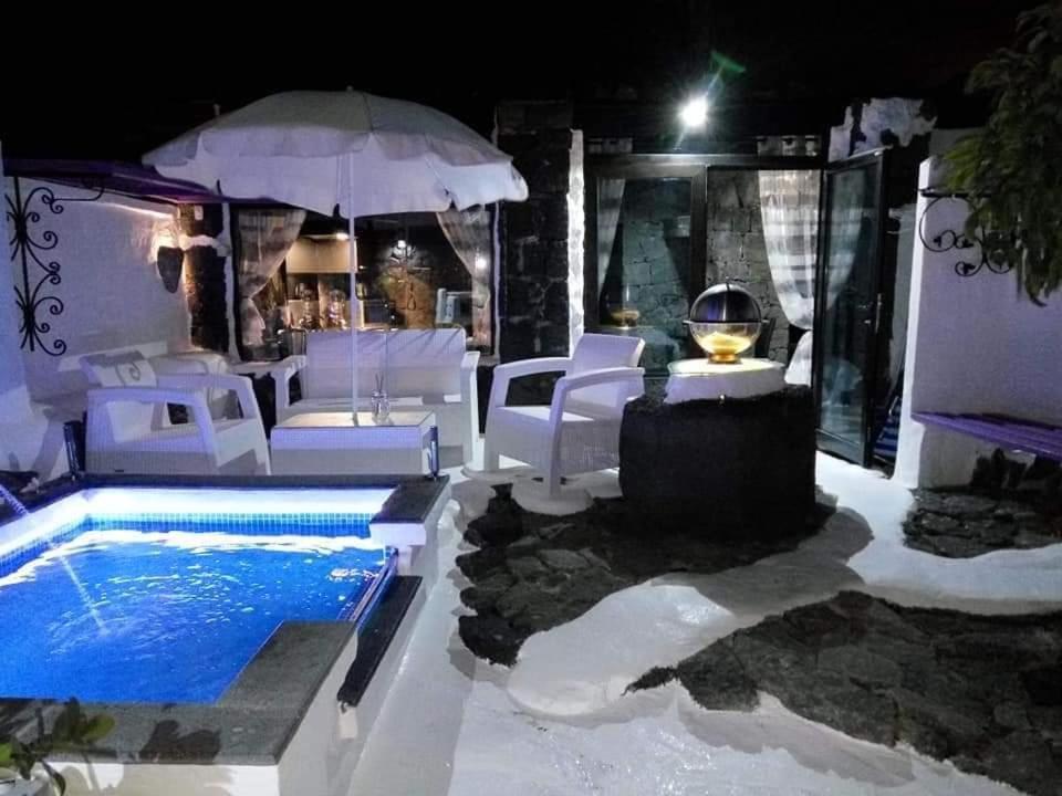Aloelux Villa ! - Private Villa With Jacuzzi, Cinema ,Massage ,Wonderful View, Art Desing Villa Conil Luaran gambar