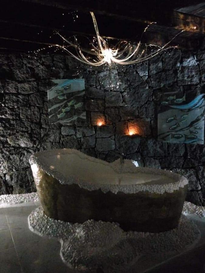 Aloelux Villa ! - Private Villa With Jacuzzi, Cinema ,Massage ,Wonderful View, Art Desing Villa Conil Luaran gambar
