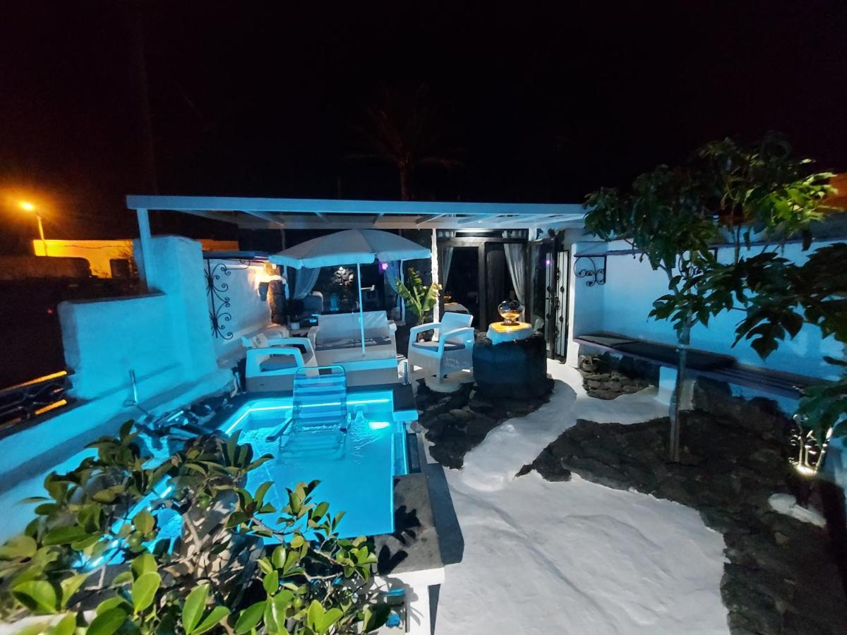 Aloelux Villa ! - Private Villa With Jacuzzi, Cinema ,Massage ,Wonderful View, Art Desing Villa Conil Luaran gambar