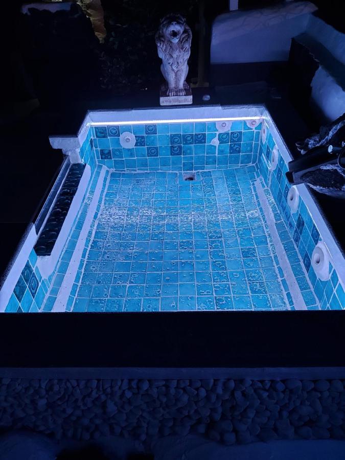Aloelux Villa ! - Private Villa With Jacuzzi, Cinema ,Massage ,Wonderful View, Art Desing Villa Conil Luaran gambar