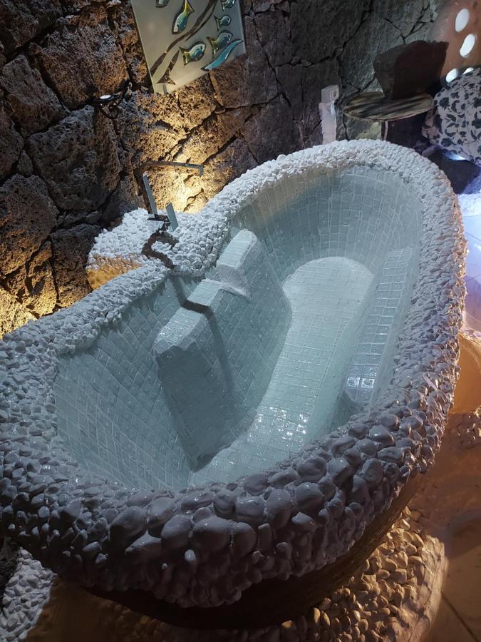 Aloelux Villa ! - Private Villa With Jacuzzi, Cinema ,Massage ,Wonderful View, Art Desing Villa Conil Luaran gambar